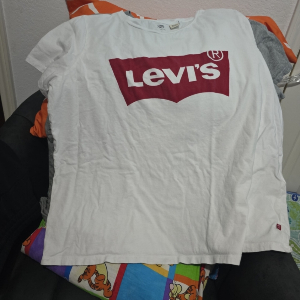 Levis Tshirt